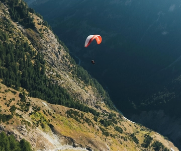 Zermatt: Vuelo en parapente biplaza con vistas al Matterhorn