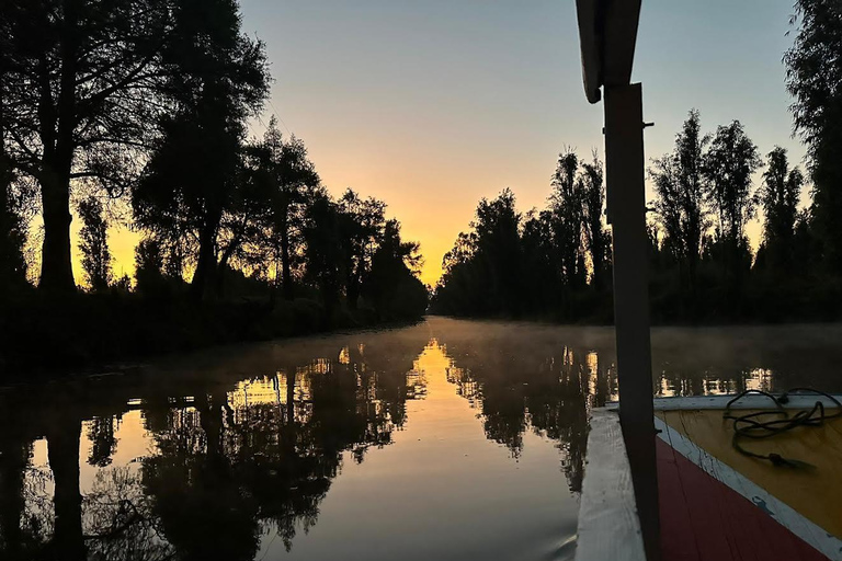 Zonsopgang in Xochimilco