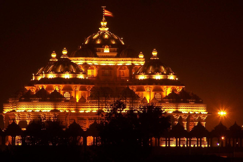 Delhi: Akshardham 2-Hour Guided Evening Light & Sound Show Only Professional Tour Guide