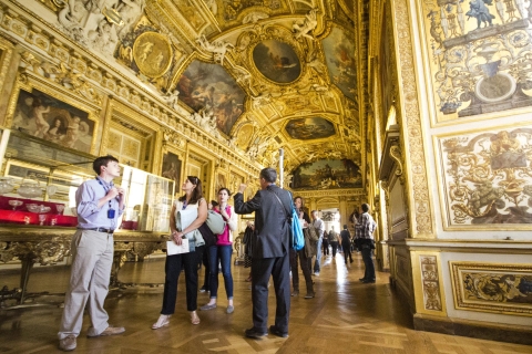 Het Louvre: uitvoerige rondleiding van 3 uur zonder wachtrijPrivétour in het Engels