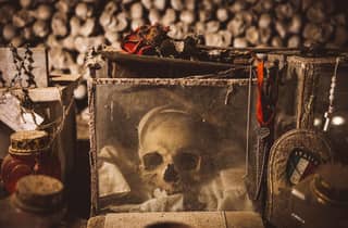 Napoli: Cimitero delle Fontanelle con biglietto d'ingresso