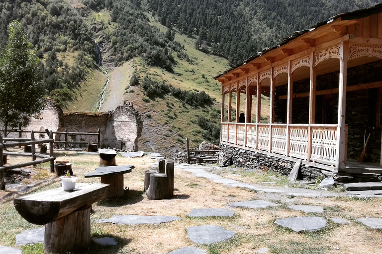 Tbilisi: 3-Day Tusheti 4x4 Jeep Tour with Guesthouse Stay