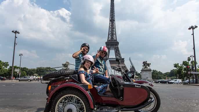 paris private halfdaagse tour door vintage scooter sidecar