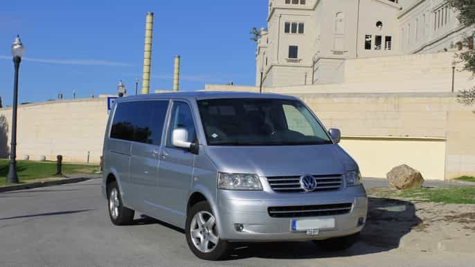 barcelona private 1way transfer between harbor city