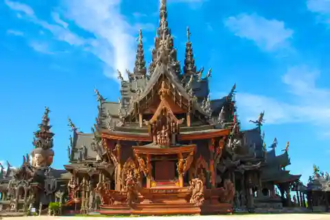 Bangkok: Tagestour zu den Stränden von Pattaya und zum Heiligtum der Wahrheit