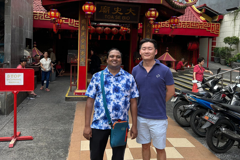 Tour in scooter della città di GiacartaTour della città in scooter a Giacarta