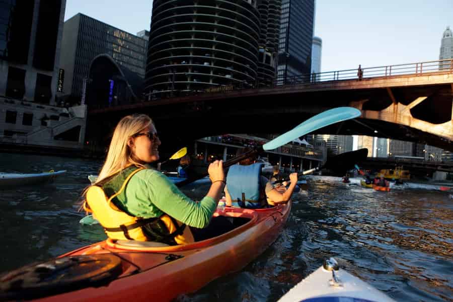 Chicago: 2-stündige Kajakvermietung in der Innenstadt. Foto: GetYourGuide