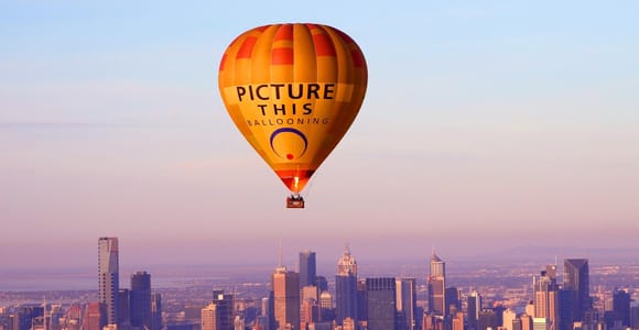 Melbourne: Sunrise Hot Air Balloon Flight over the CBD