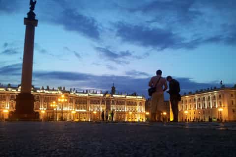 White Nights Tour with Cruise in German