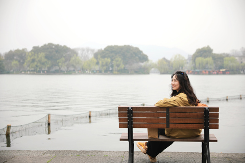 West Lake Photo Tour: Capture Your Hangzhou Story