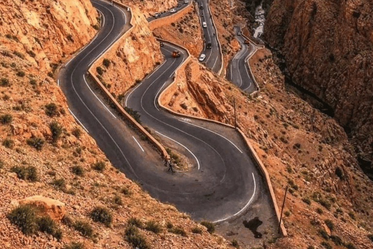 7 jours, 6 nuits - Circuit des villes impériales, de la ville bleue et du Sahara