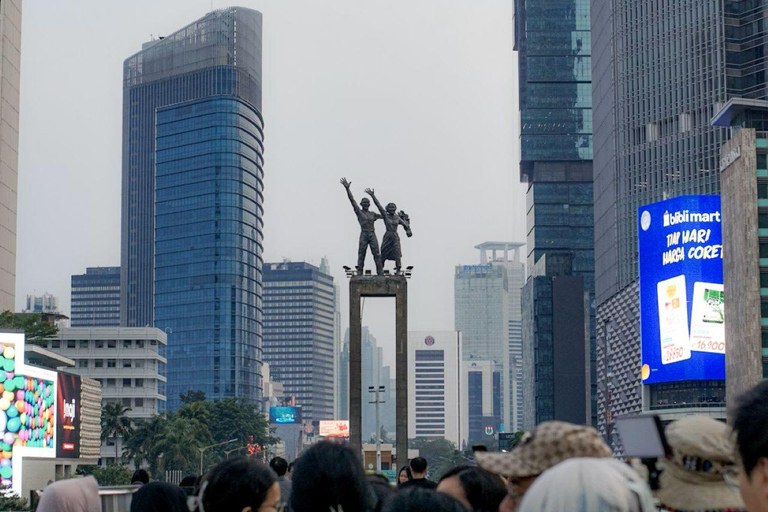 Jakarta: Private Walking Tour with a Local Jakarta: 4-Hour Private Walking Tour with a Local