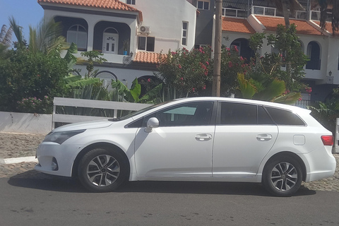 Visit Santiago: Full-Day with Private Taxi Driver