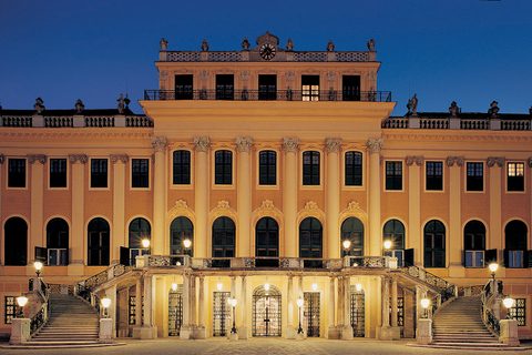 Wenen: avondrondleiding Schloss Schönbrunn, diner en concertCategorie B