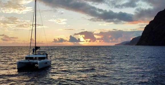 Funchal: Luxury Catamaran Sunset Cruise to Cabo Girão with Swim