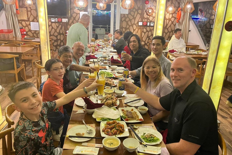 Da Nang: Han River Local Cruise by Night Poseidon Luxury Cruise for Weekday