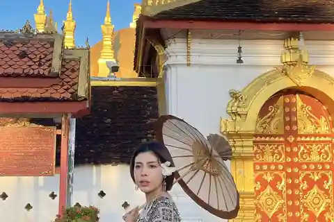 Laos Traditional Costume
