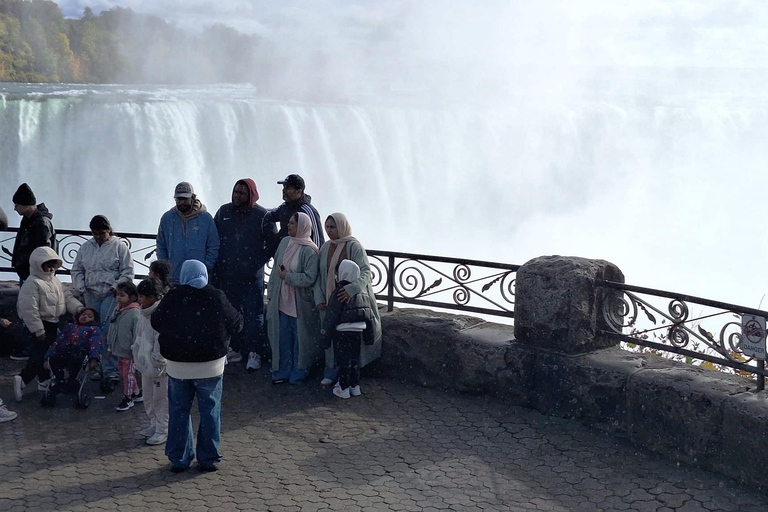 Niagara: Beyond the Falls Walking Tour & Cruise (seasonal) Beyond the Falls Walking Tour