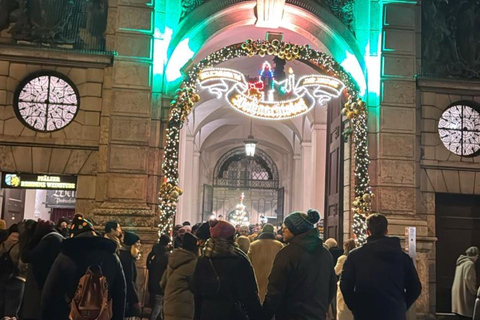 Munich Premium Christmas Market Hopping with Sightseeing Tour