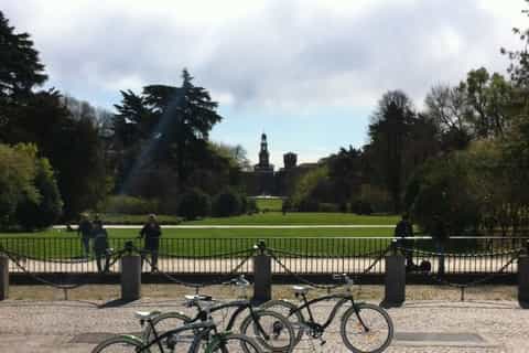 Discover Milan 3-Hour Guided Bike Ride