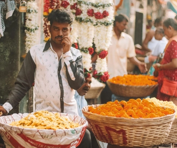 Experience offbeat Mumbai!