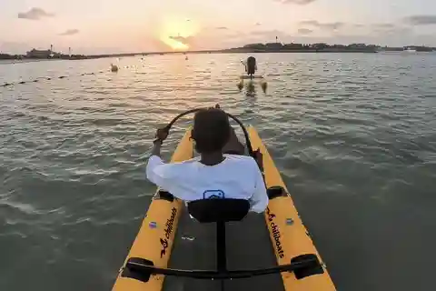 Dubai: Water bike experience with Burj Khalifa views