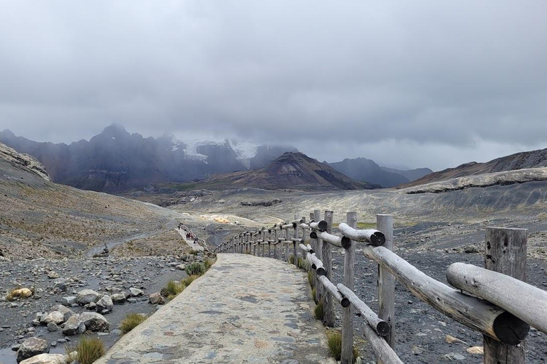 Huaraz: Ganztägig Nevado Pastoruri + Sparkling Waters