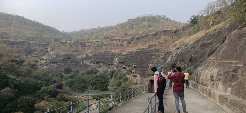From Pune: Ajanta, Ellora Caves & Aurangabad 3 Full-Day Trip