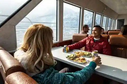Seward: Kenai Fjords National Park Glacier Dinner Cruise