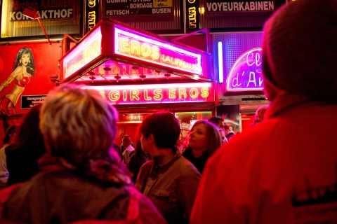 Hamburg: Red Light District 2-Hour Walking Tour Private Group Tour in English