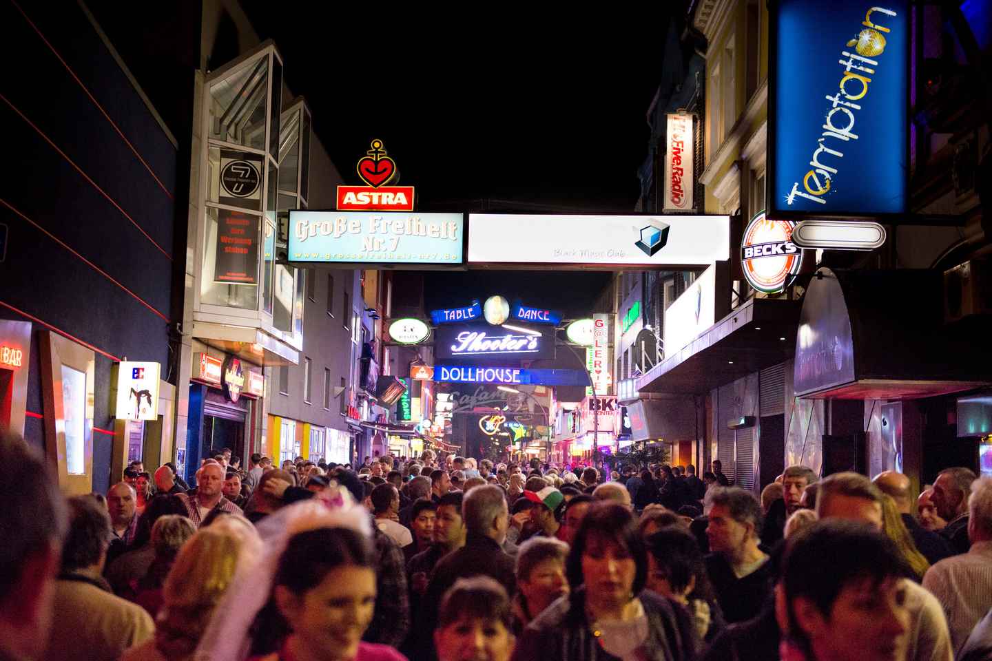 Hamburg: Private Tour Red Light District Walking Tour - Private Group Tour in English