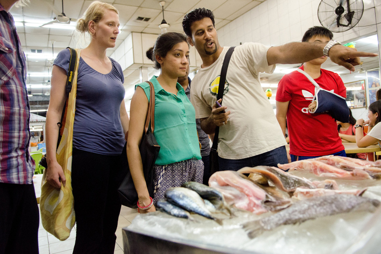 Kuala Lumpur Street Food Tour “Off The Eaten Track” Standard Option
