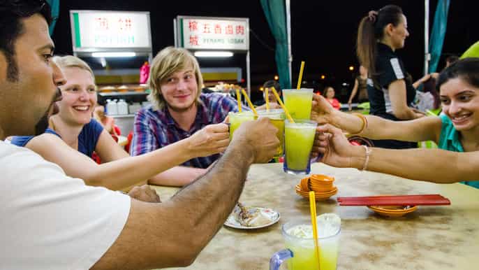 kuala lumpur street food tour “off the eaten track”