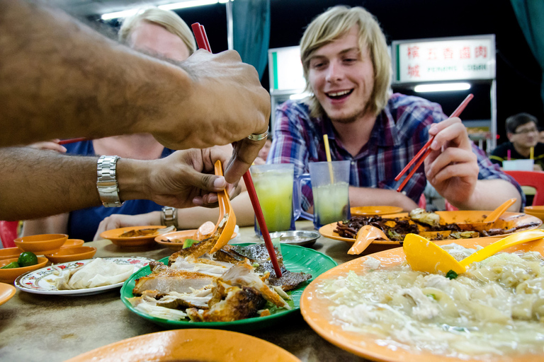 Kuala Lumpur Street Food Tour “Off The Eaten Track” Standard Option