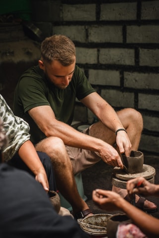 Lombok: Pottery & Cooking Class with Local Family