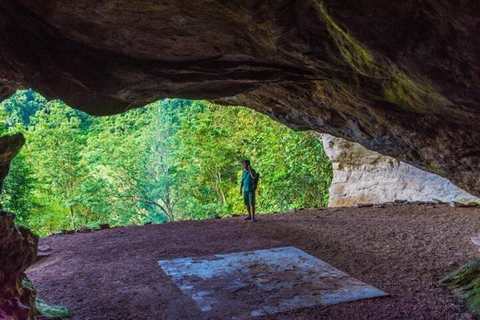 From Colombo: Kitulgala Rainforest and Belilena Cave Tour