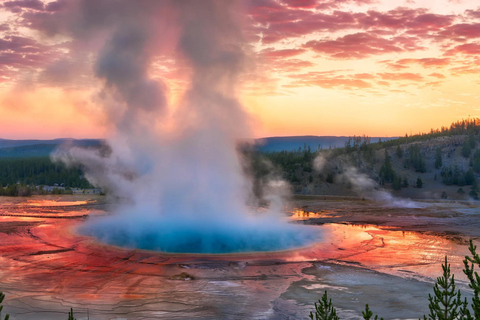 SLC:Grand Teton and Yellowstone National Park Multi-Day Tour 4-Days 3 Nights Tour with one Hotel-Breakfast on Day 2