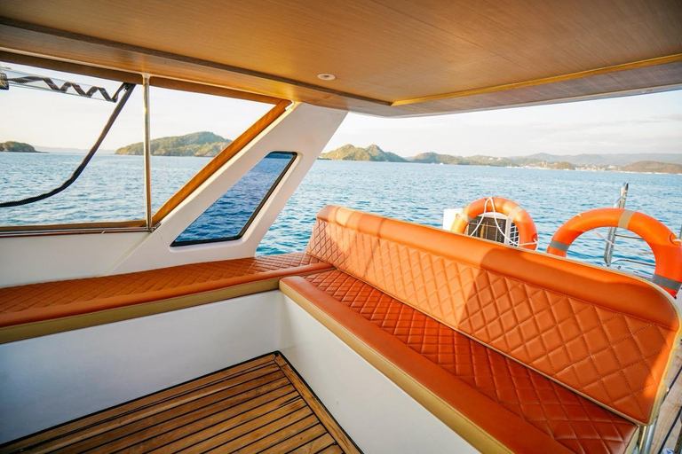 Labuan Bajo: 6 Island Komodo Speedboat Day Trip & Snorkeling