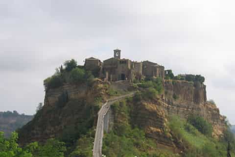 Orvieto and Tiber Valley: Private E-Bike Tour from Rome
