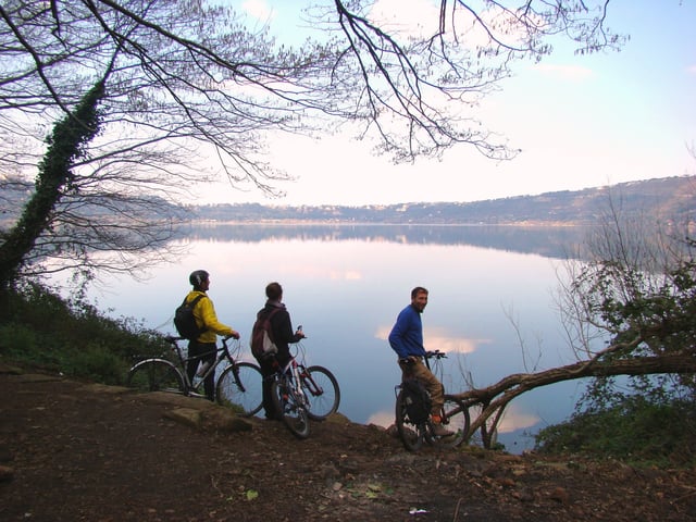 Rome: Private Appian Way &amp; Albano Lake Full-Day E-Bike Tour
