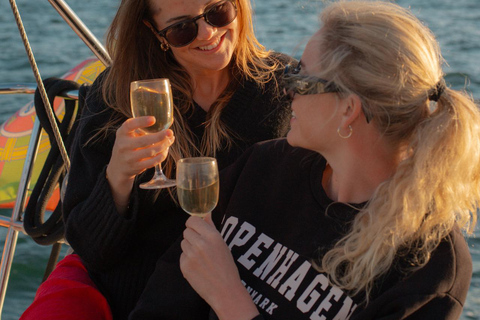 Lisbon 2 Hours Sailing Day Tour and Cruise With Drinks Lisbon: 2H Sailing Day and Cruise Tour