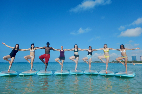 Honolulu: SUP (Standup Paddleboard) yogaklass