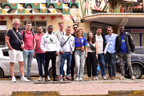 Città di Nairobi: tour guidato a piedi culturale e storicoCittà di Nairobi: tour guidato a piedi alla scoperta della cultura e della storia
