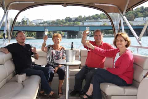 Paris: Private Pontoon Boat River Cruise