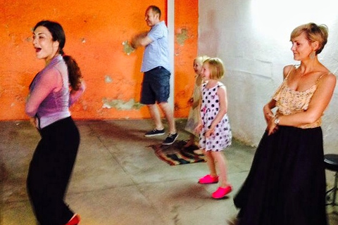 Flamenco Dance Lesson: 60-Minute Class in Seville