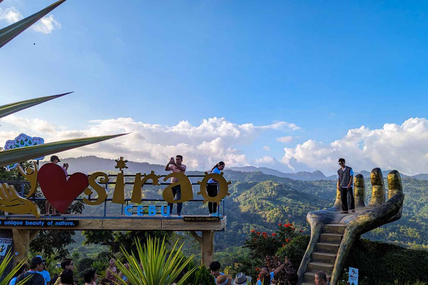 Cebu: Temple of Leah, Sirao Garden with optional Dinner - Private Tour with English guide