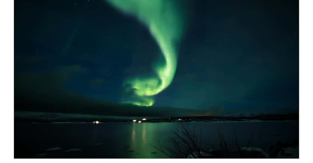 Kiruna: Stejk Sokak Yemekleri Akşam Yemeği ile Kuzey Işıkları Turu ...