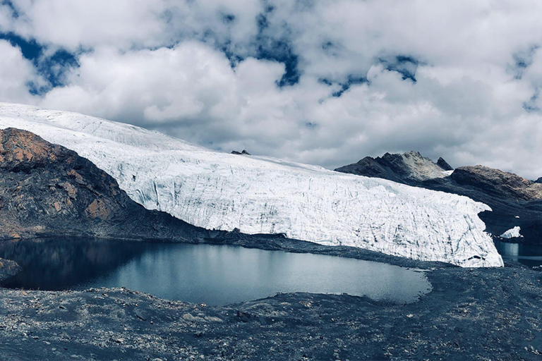 Huaraz: Nevado Pastoruri + Las Puyas Raymondi