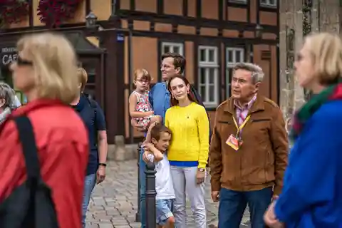 Quedlinburg: Guided City Walk - Highlights tour (private)