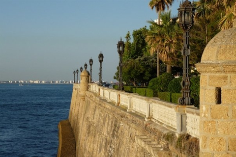 Cadiz Full-Day begeleide excursie vanuit SevillaCadiz begeleide excursie van een hele dag vanuit Sevilla